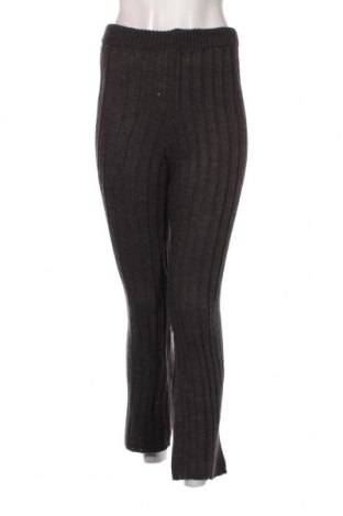 Pantaloni de femei Trendyol, Mărime M, Culoare Gri, Preț 34,34 Lei
