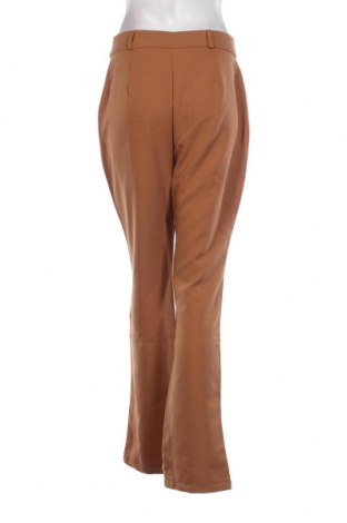 Дамски панталон Trendyol, Размер M, Цвят Бежов, Цена 16,53 лв.