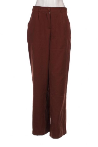 Pantaloni de femei Trendyol, Mărime M, Culoare Maro, Preț 62,96 Lei