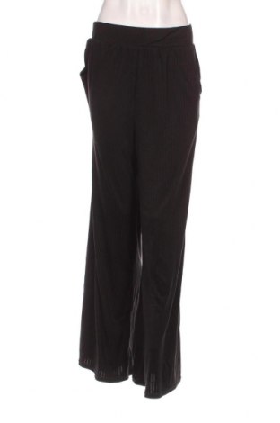 Pantaloni de femei Urban Classics, Mărime M, Culoare Negru, Preț 51,45 Lei