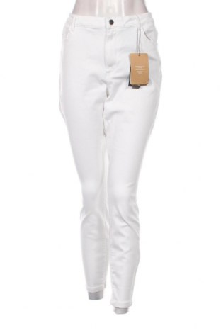 Γυναικείο παντελόνι Vero Moda, Μέγεθος XL, Χρώμα Λευκό, Τιμή 11,14 €