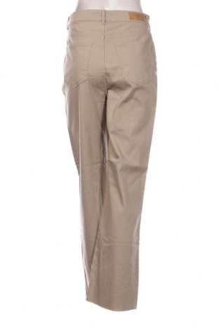 Дамски панталон Vero Moda, Размер M, Цвят Бежов, Цена 19,98 лв.