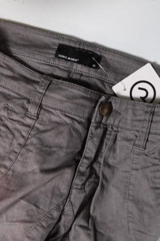 Дамски панталон Vero Moda, Размер S, Цвят Сив, Цена 73,00 лв.