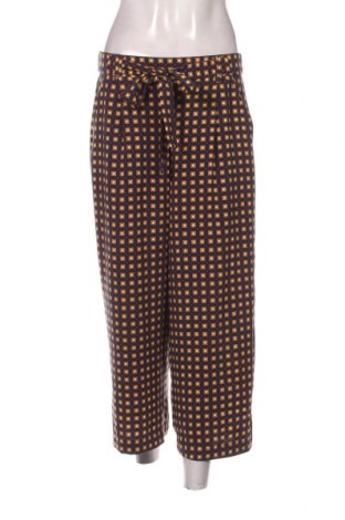 Дамски панталон Zara Trafaluc, Размер S, Цвят Многоцветен, Цена 10,20 лв.