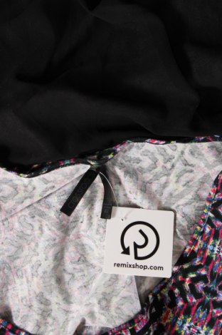 Γυναικείο αμάνικο μπλουζάκι Crossroads, Μέγεθος 3XL, Χρώμα Πολύχρωμο, Τιμή 4,58 €
