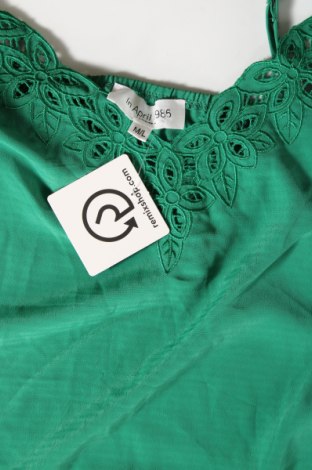 Γυναικείο αμάνικο μπλουζάκι In April 1986, Μέγεθος M, Χρώμα Πράσινο, Τιμή 14,95 €