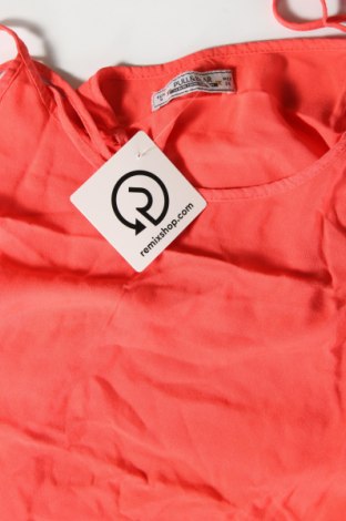 Γυναικείο αμάνικο μπλουζάκι Pull&Bear, Μέγεθος S, Χρώμα Κόκκινο, Τιμή 6,68 €