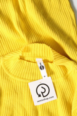 Dámský svetr, Velikost M, Barva Žlutá, Cena  157,00 Kč