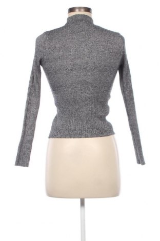 Дамски пуловер Bershka, Размер M, Цвят Сив, Цена 8,99 лв.