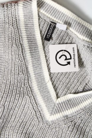 Дамски пуловер H&M Divided, Размер XXS, Цвят Многоцветен, Цена 29,00 лв.