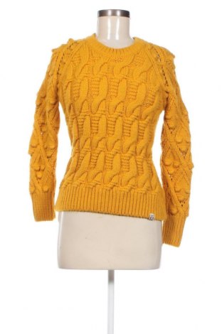 Дамски пуловер Superdry, Размер XS, Цвят Жълт, Цена 40,55 лв.