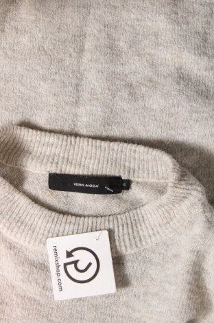 Дамски пуловер Vero Moda, Размер XS, Цвят Сив, Цена 6,20 лв.