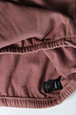 Γυναικείο φούτερ Weekday, Μέγεθος XS, Χρώμα Ρόζ , Τιμή 7,89 €