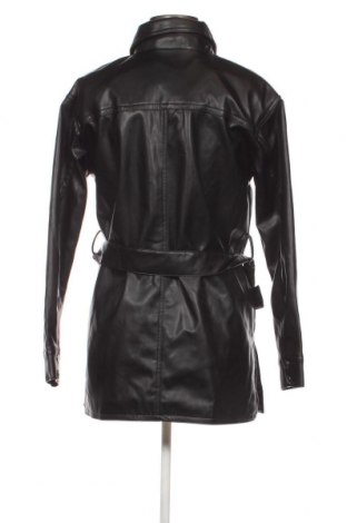 Γυναικείο δερμάτινο μπουφάν Pull&Bear, Μέγεθος S, Χρώμα Μαύρο, Τιμή 34,70 €