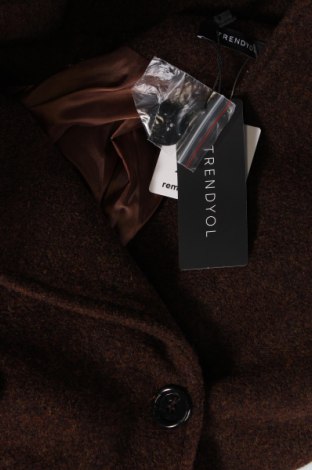 Palton de femei Trendyol, Mărime M, Culoare Maro, Preț 113,39 Lei