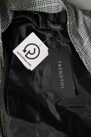 Γυναικείο σακάκι Trendyol, Μέγεθος XL, Χρώμα Πολύχρωμο, Τιμή 66,49 €