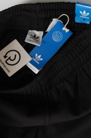 Pantaloni trening de femei Adidas Originals, Mărime XS, Culoare Negru, Preț 286,18 Lei
