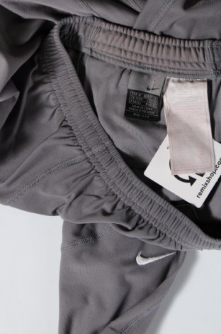 Γυναικείο αθλητικό παντελόνι Nike, Μέγεθος M, Χρώμα Γκρί, Τιμή 17,40 €
