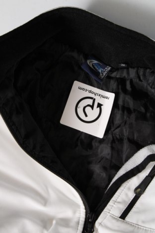 Дамско яке за зимни спортове Everton, Размер S, Цвят Бял, Цена 17,20 лв.