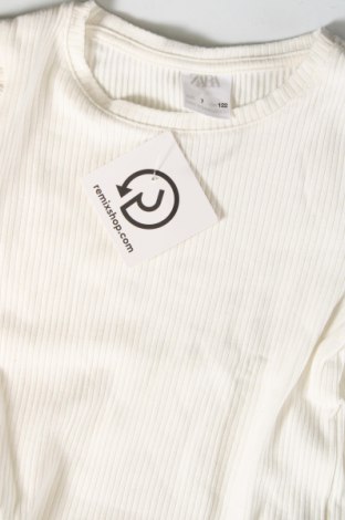 Детска блуза Zara, Размер 6-7y/ 122-128 см, Цвят Екрю, Цена 21,95 лв.