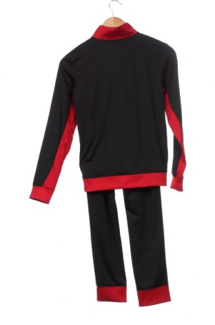 Kinder - Set Air Jordan Nike, Größe 9-10y/ 140-146 cm, Farbe Mehrfarbig, Preis € 87,11
