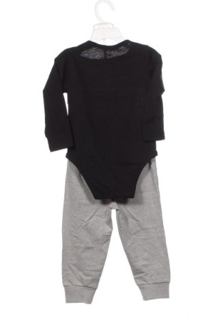 Dětský komplet  Nike, Velikost 18-24m/ 86-98 cm, Barva Vícebarevné, Cena  1 435,00 Kč