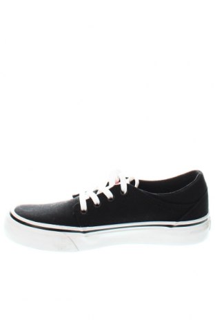Детски обувки DC Shoes, Размер 34, Цвят Черен, Цена 58,00 лв.