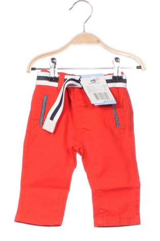 Детски панталон Chicco, Размер 3-6m/ 62-68 см, Цвят Червен, Цена 12,00 лв.