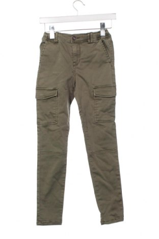 Детски панталон Garcia, Размер 9-10y/ 140-146 см, Цвят Зелен, Цена 31,28 лв.
