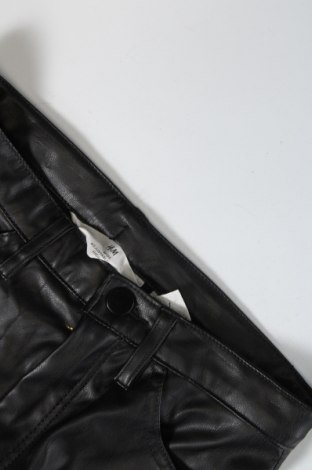 Παιδικό παντελόνι H&M, Μέγεθος 10-11y/ 146-152 εκ., Χρώμα Μαύρο, Τιμή 5,02 €