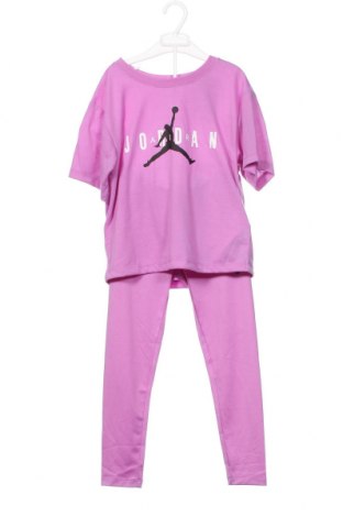 Детски спортен комплект Air Jordan Nike, Размер 5-6y/ 116-122 см, Цвят Лилав, Цена 125,13 лв.
