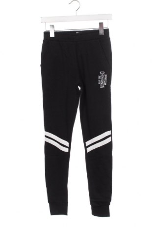 Pantaloni de trening, pentru copii Chevignon, Mărime 11-12y/ 152-158 cm, Culoare Negru, Preț 102,47 Lei