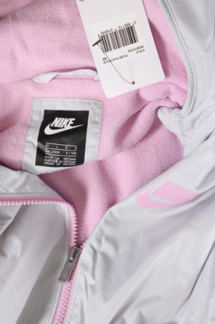 Παιδικό μπουφάν Nike, Μέγεθος 5-6y/ 116-122 εκ., Χρώμα Γκρί, Τιμή 76,58 €