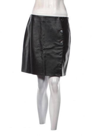 Kožená sukně  Etam, Velikost M, Barva Černá, Cena  202,00 Kč