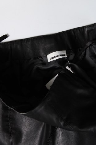 Kožená sukňa  Noisy May, Veľkosť S, Farba Čierna, Cena  1,65 €