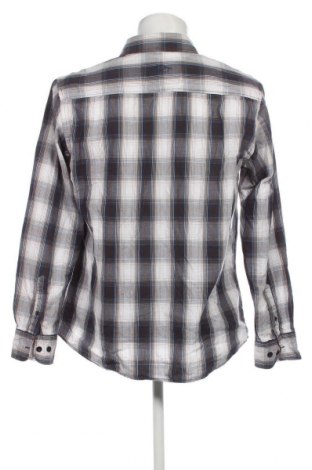 Herrenhemd IX-O, Größe XL, Farbe Mehrfarbig, Preis 4,44 €