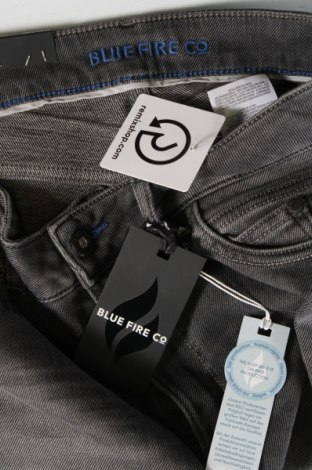 Pánske džínsy  Blue Fire Co, Veľkosť S, Farba Sivá, Cena  13,04 €