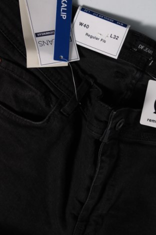 Мъжки дънки Defacto, Размер XL, Цвят Черен, Цена 40,02 лв.