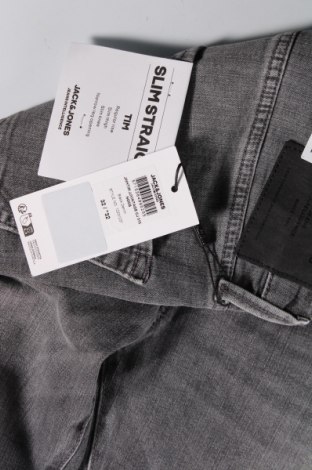 Męskie jeansy Jack & Jones, Rozmiar M, Kolor Szary, Cena 218,57 zł