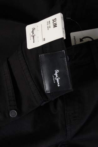 Мъжки дънки Pepe Jeans, Размер L, Цвят Черен, Цена 130,41 лв.