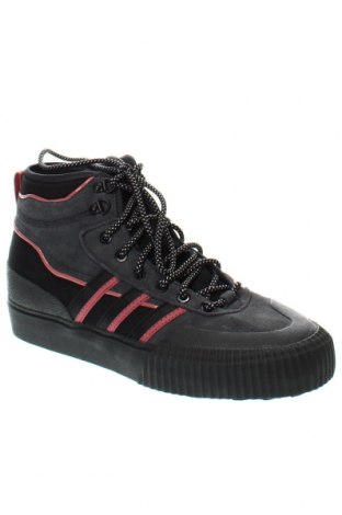 Мъжки обувки Adidas Originals, Размер 42, Цвят Сив, Цена 157,70 лв.