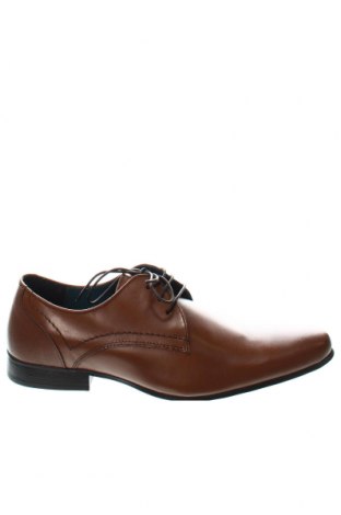 Мъжки обувки Burton of London, Размер 41, Цвят Кафяв, Цена 46,80 лв.