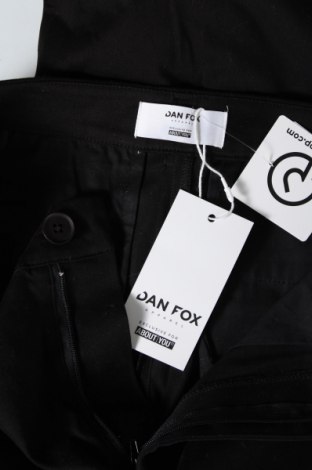 Ανδρικό παντελόνι Dan Fox X About You, Μέγεθος M, Χρώμα Μαύρο, Τιμή 7,62 €