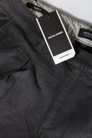 Ανδρικό παντελόνι Jack & Jones, Μέγεθος M, Χρώμα Γκρί, Τιμή 8,45 €