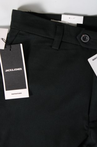 Herrenhose Jack & Jones, Größe M, Farbe Grün, Preis 42,27 €