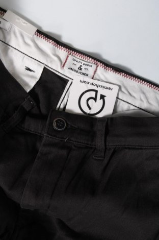 Pantaloni de bărbați Jack & Jones, Mărime M, Culoare Gri, Preț 53,95 Lei