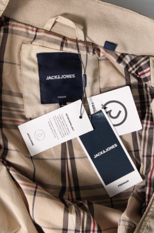 Ανδρικό μπουφάν Jack & Jones, Μέγεθος L, Χρώμα  Μπέζ, Τιμή 13,53 €