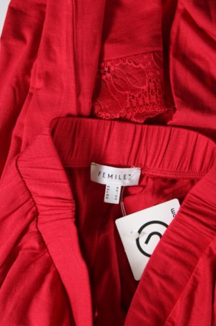 Pyžamo Femilet, Veľkosť S, Farba Červená, Cena  16,45 €