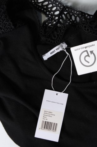 Kleid About You, Größe M, Farbe Schwarz, Preis 5,26 €