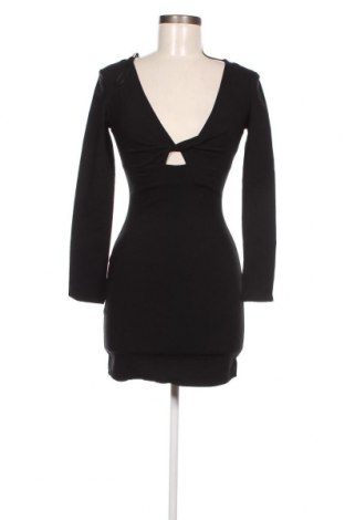 Šaty  Bershka, Veľkosť S, Farba Čierna, Cena  11,63 €